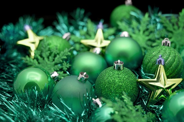 green_christmas_background_2_1024x681.jpg